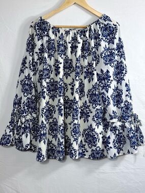 Hot in Hollywood off-the-shoulder Tunic in a navy & cream Damask floral Pattern